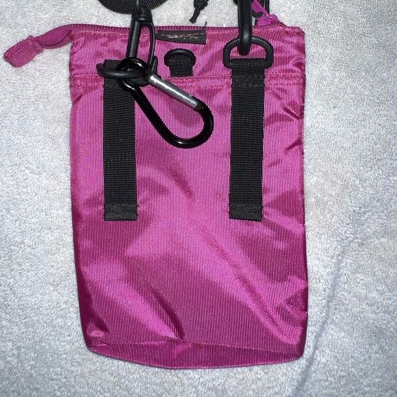 SUPREME shoulder bag FW 19 belt bag crossbody in pink excellent condition - Picture 4 of 7